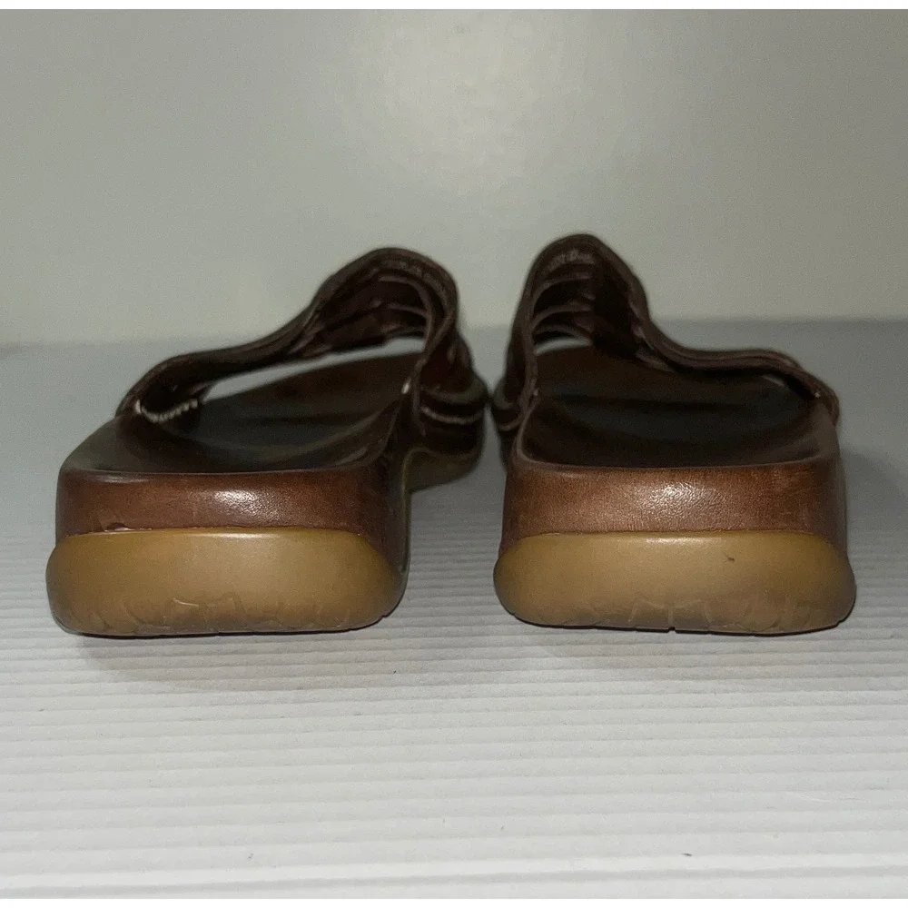 Clarks Woven Slide Sandals Womens 7M Brown Leather Slip On Woven Shoes Vacation